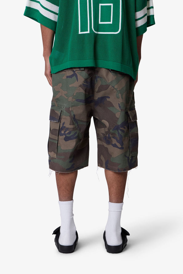 RETROFOLD   BAGGY DISTRESSED CARGO SHORTS