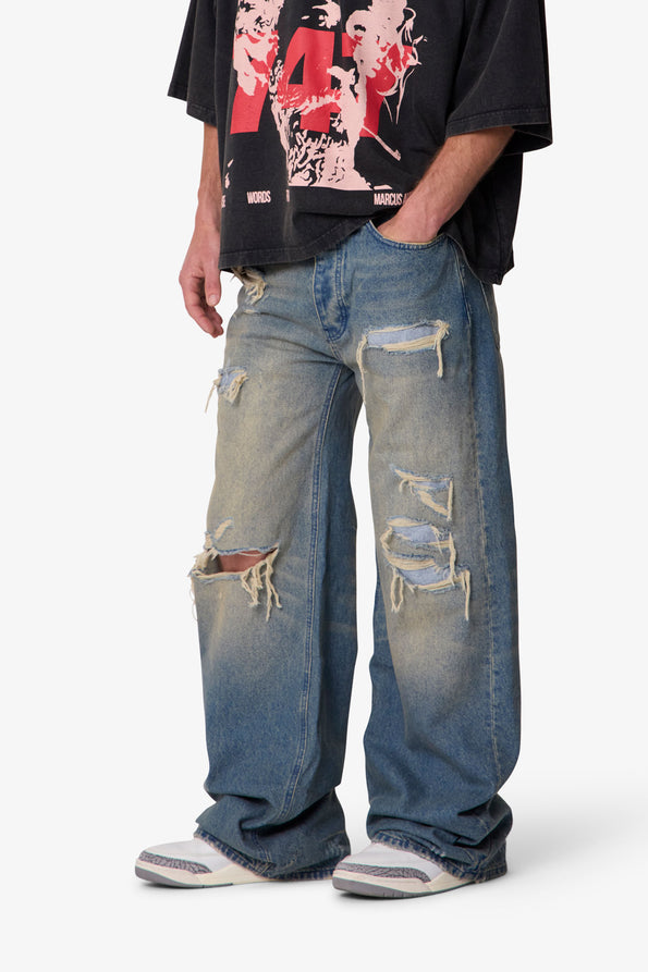 RETROFOLD  ULTRA WIDE DISTRESSED DENIM